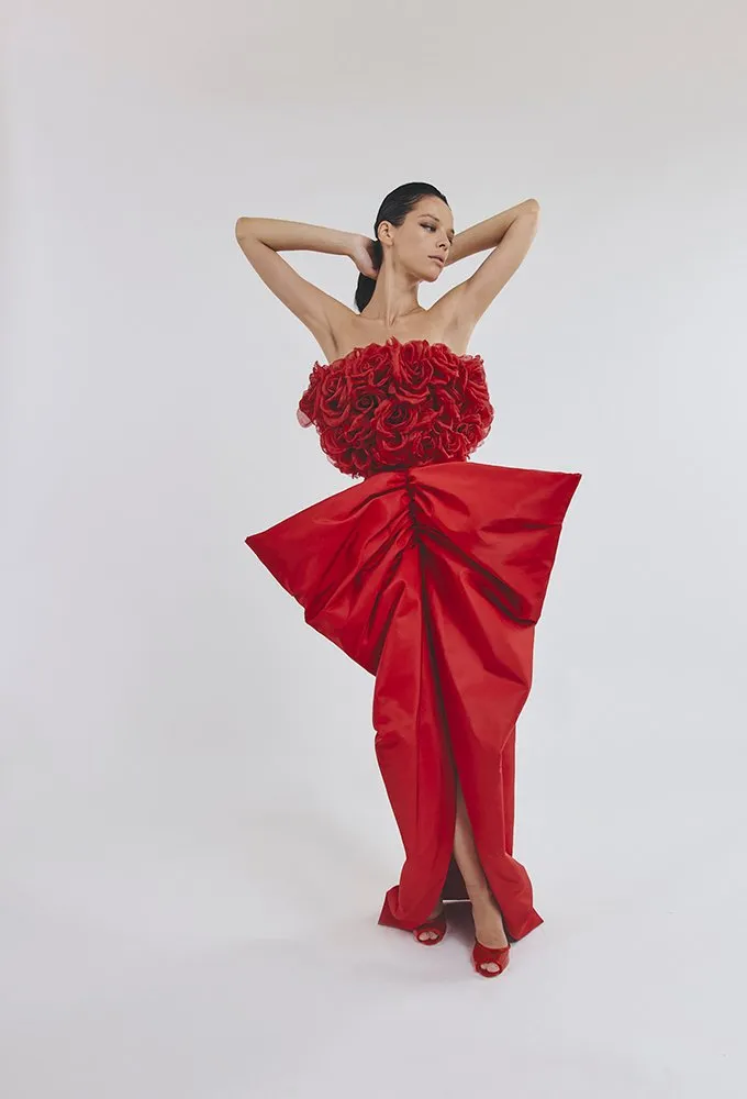 这 26 件惊艳连衣裙是 2025-2026 秋冬高级定制周的亮点