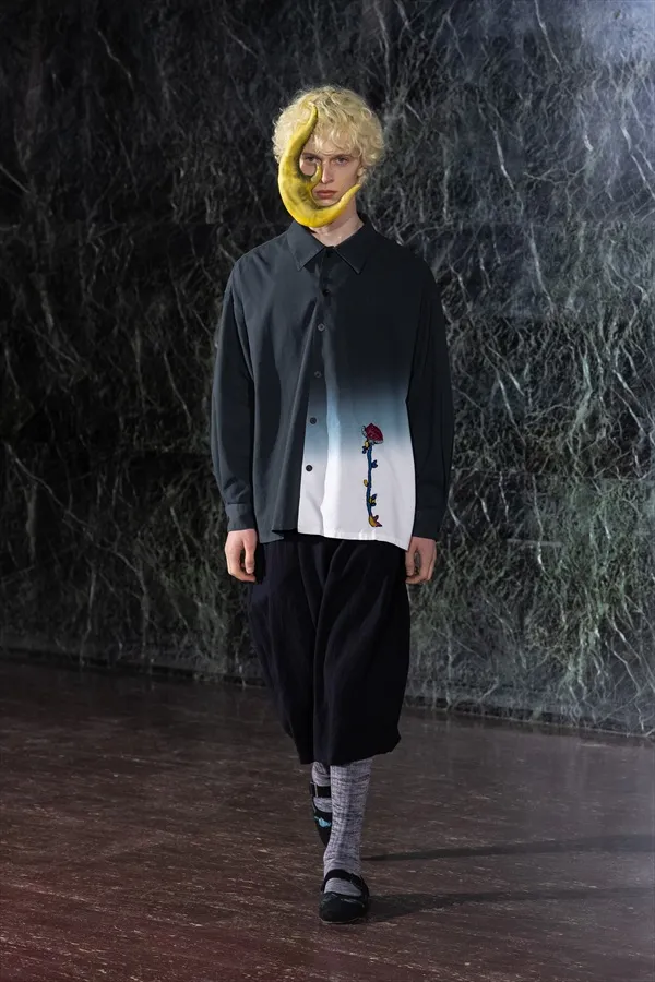 Shinya Kozuka 2026春夏系列主题为“月亮在房间里飘浮”