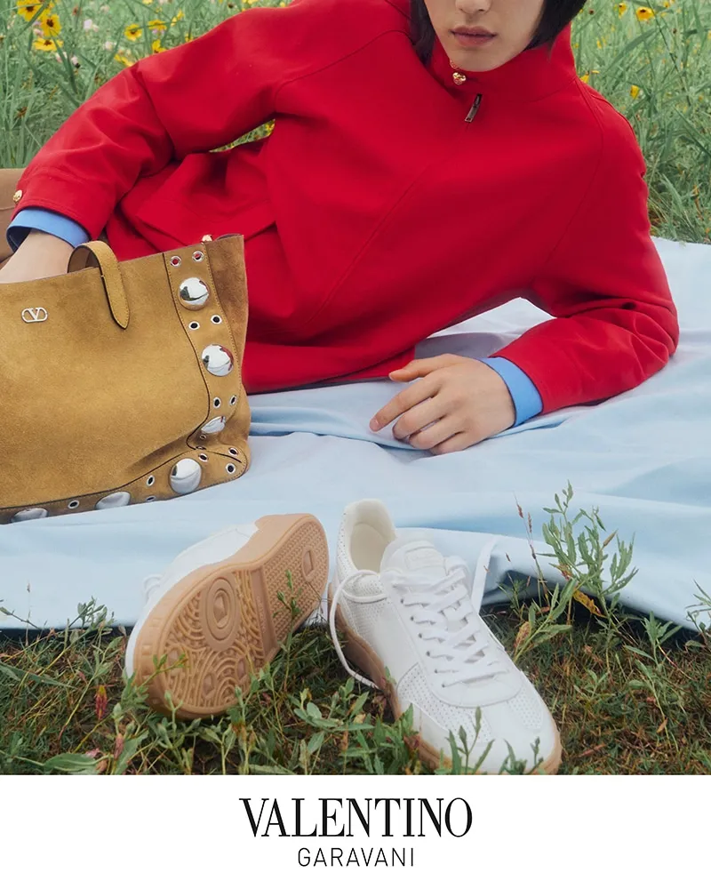 华伦天奴推出全新宣传活动庆祝中国情人节